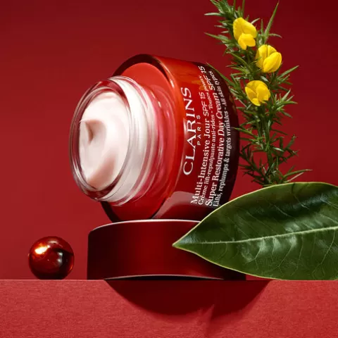 Clarins Dagverzorging | Super Restorative Day Cream Spf 15 - All Skin Types