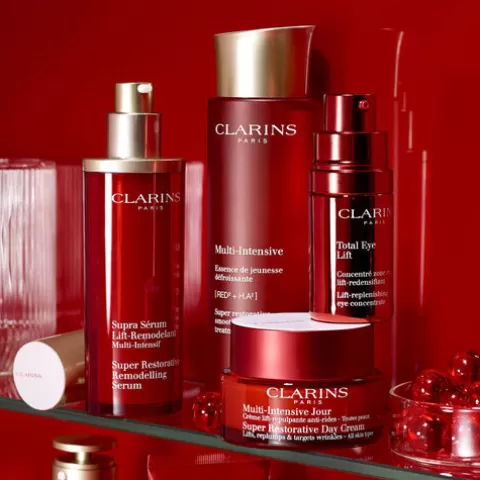 Clarins Dagverzorging | Super Restorative Day Cream Spf 15 - All Skin Types